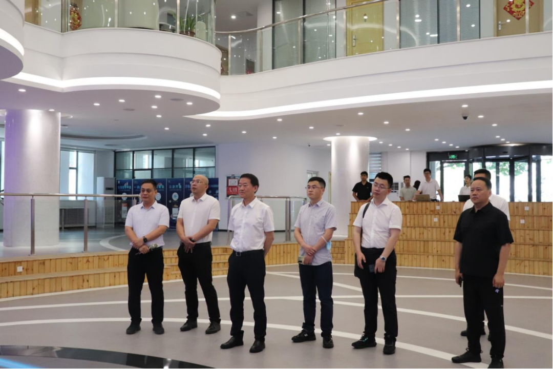 省尊龙凯时集团：“四个导向” 推动调查研究提质增效